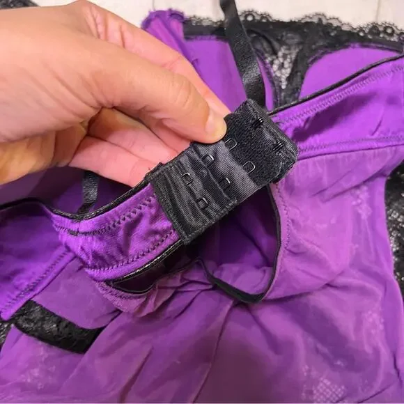 Fredericks of Hollywood Purple Black Ilana Lace Bodysuit Mesh Thong NWT Medium - Picture 12 of 15